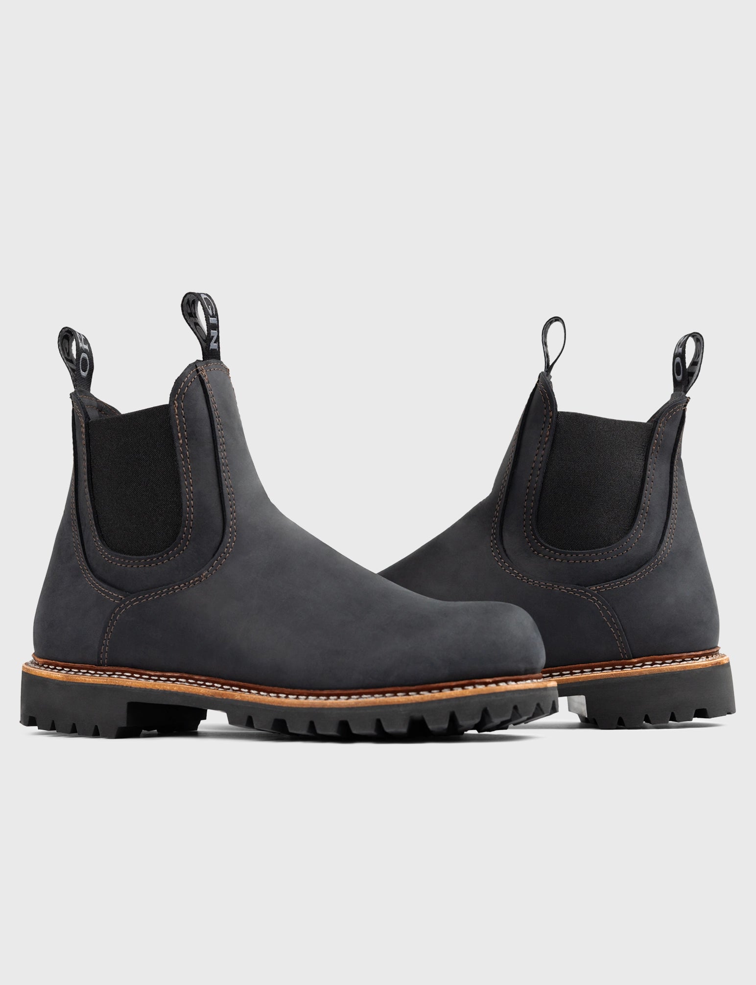 IRONSIDE CHELSEA BOOT BIG LUG SOLE - Image 3