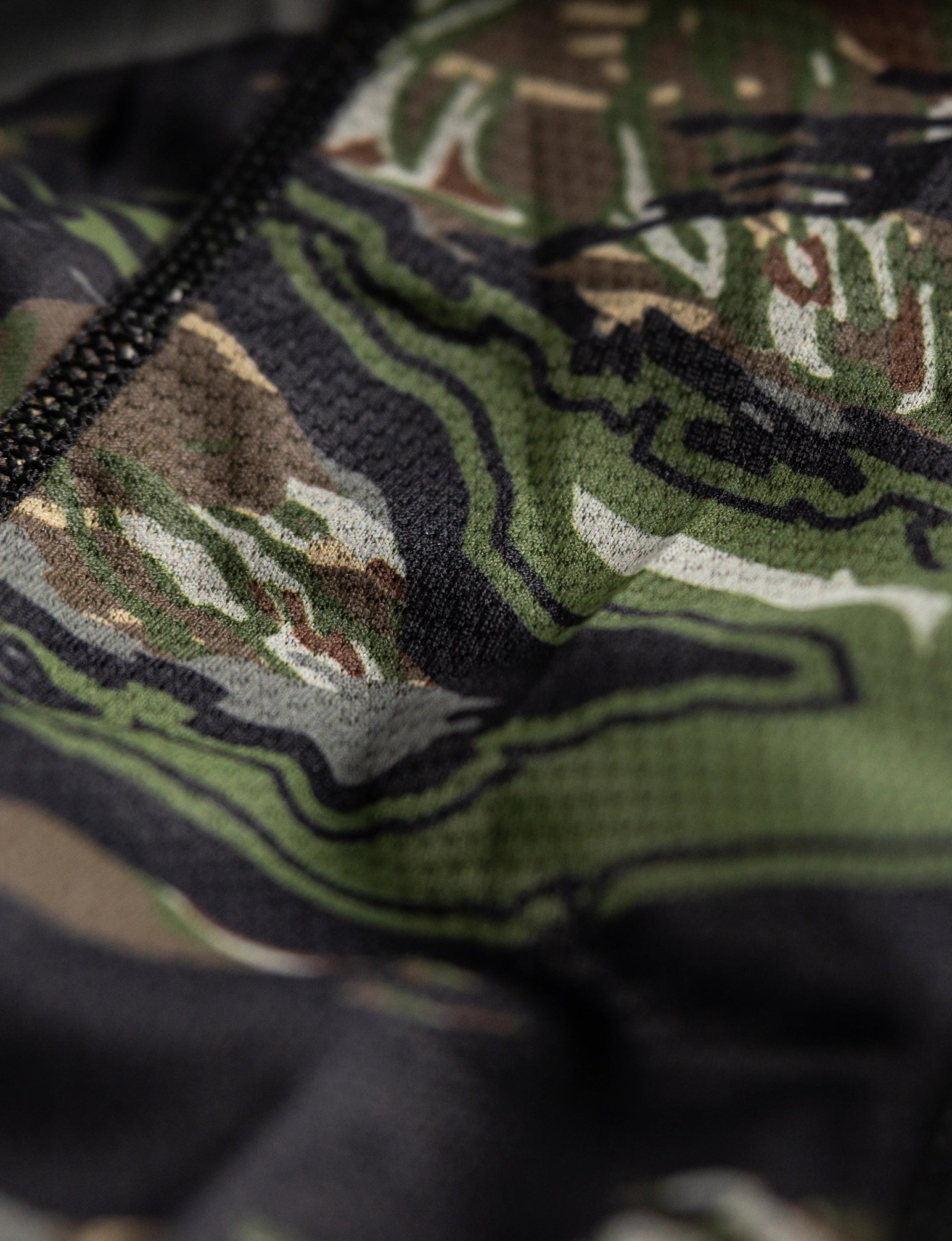 ORIGIN RTX® brrr° RAPTOR CAMO COOLING HOODIE - Image 8